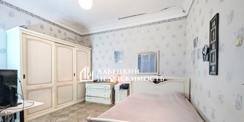 5-комн квартира 14-я линия,  д. 9