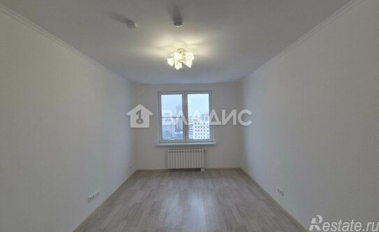 Продажа 3-комн квартиры на вторичном рынке проезд Шокальского,  д. 28А к1