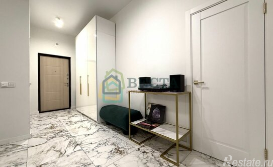 Продажа 3-комн квартиры на вторичном рынке пр-кт Патриотов,  д. 35