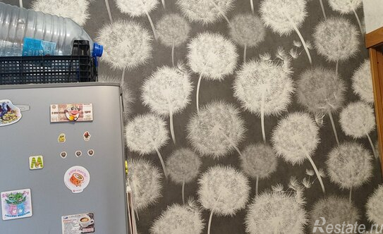 Продажа 2-комн квартиры на вторичном рынке улица Ленсовета,  д. 81