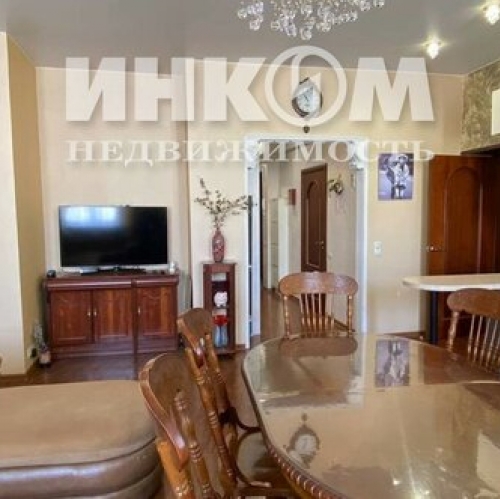 3-комн квартира ул Поварская,  д. 18
