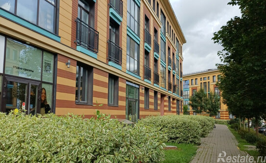 Продажа 1-комн квартиры на вторичном рынке Шушары п,  д. 4 к2 с1