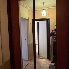 Продажа 1-комн квартиры на вторичном рынке Художников пр-кт,  д. 24 к3