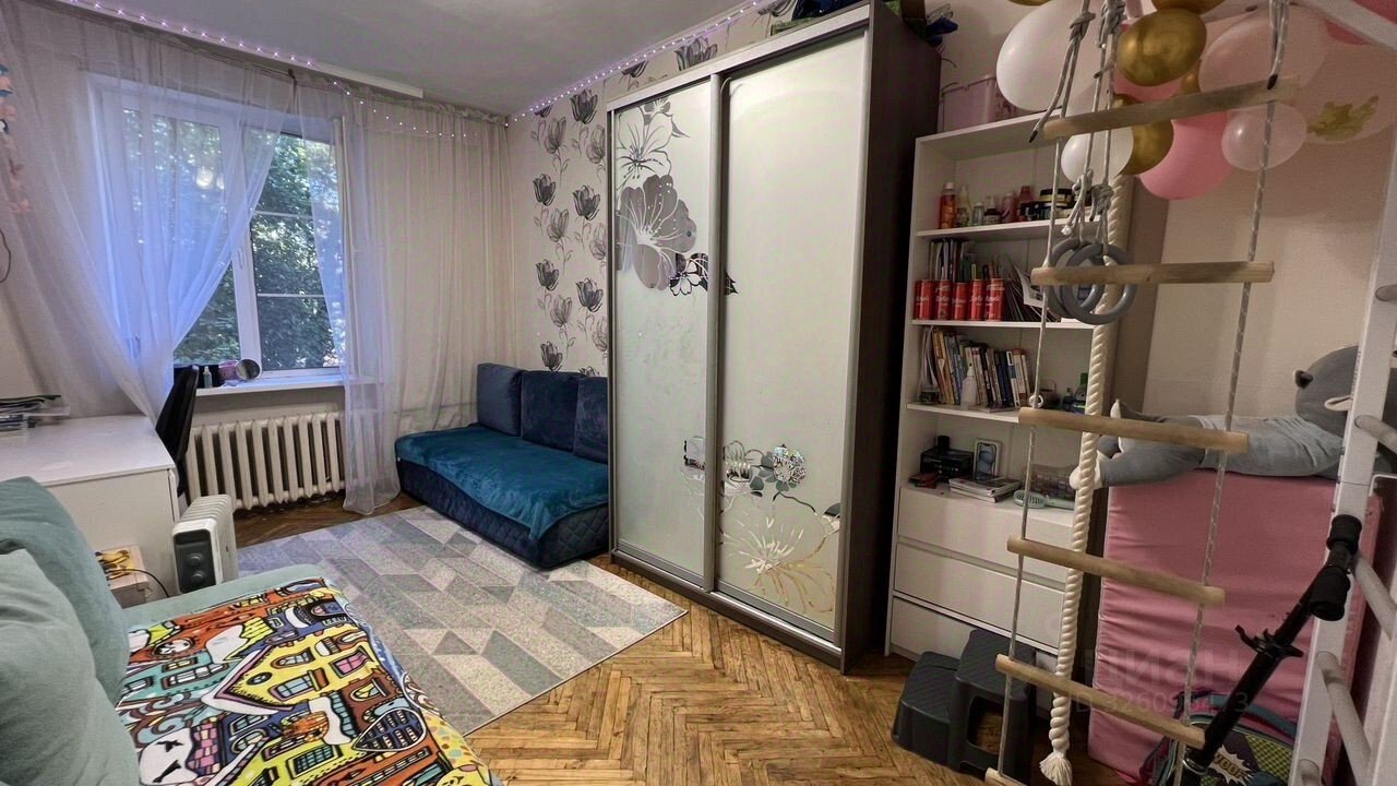 Продажа 2-комн квартиры на вторичном рынке Лосино-Петровский, улица Суворова,  д. 7/7