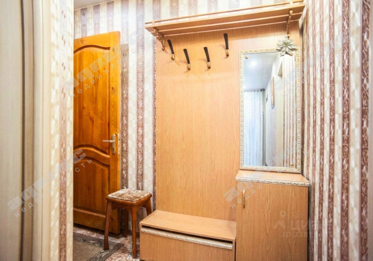 Продажа 3-комн квартиры на вторичном рынке Благодатная улица,  д. 21
