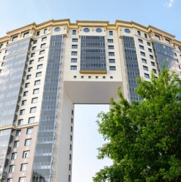 Продажа 2-комн квартиры на вторичном рынке Сиреневый, Советская улица,  д. 60