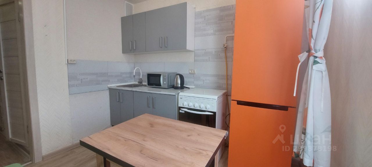 Аренда 1-комн квартиры на вторичном рынке д. Кипень, шоссе Ропшинское, 21