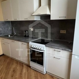 Продажа 1-комн квартиры на вторичном рынке Бухарестская ул,  д. 80