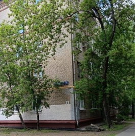 Продажа 2-комн квартиры на вторичном рынке улица Михайлова,  д. 17