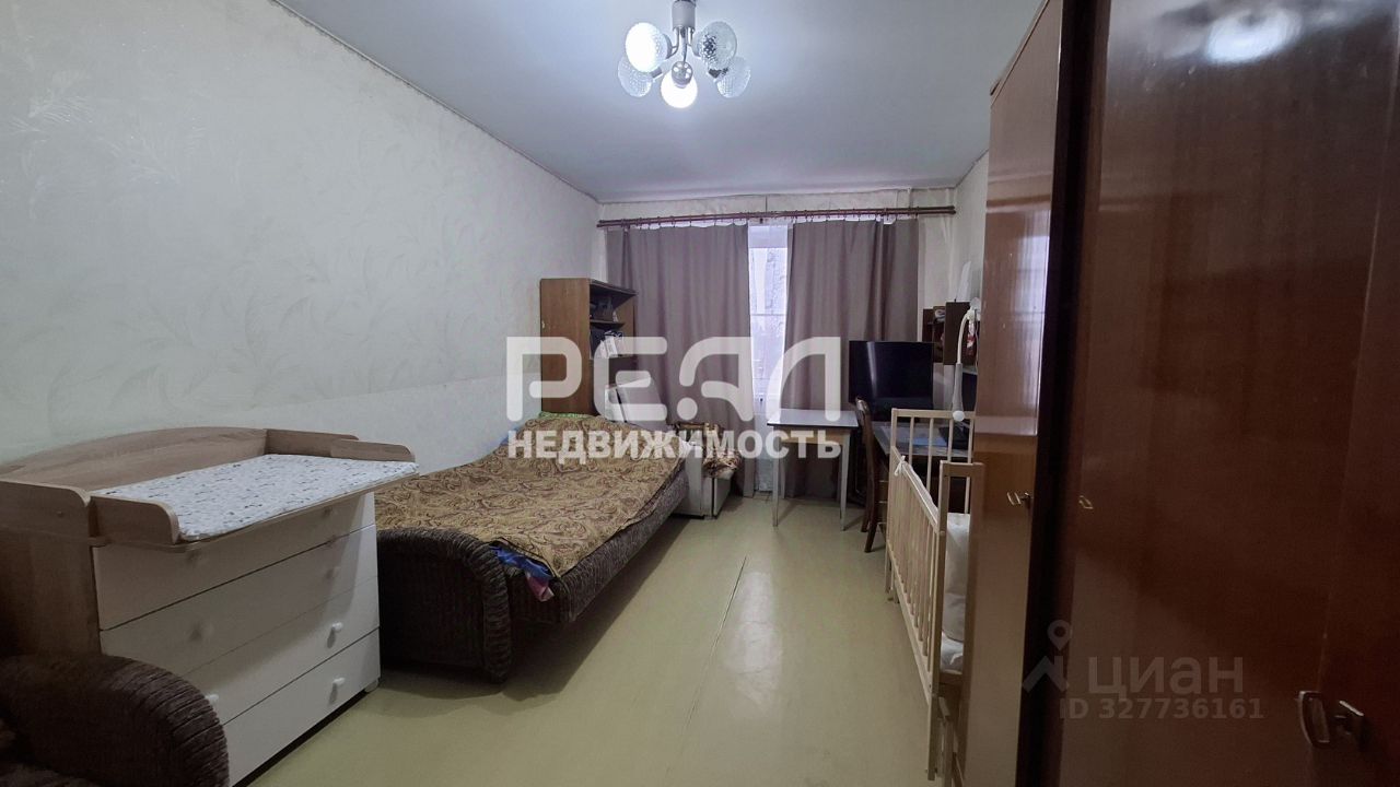 Продажа 3-комн квартиры на вторичном рынке Волосово, проспект Вингиссара, 39