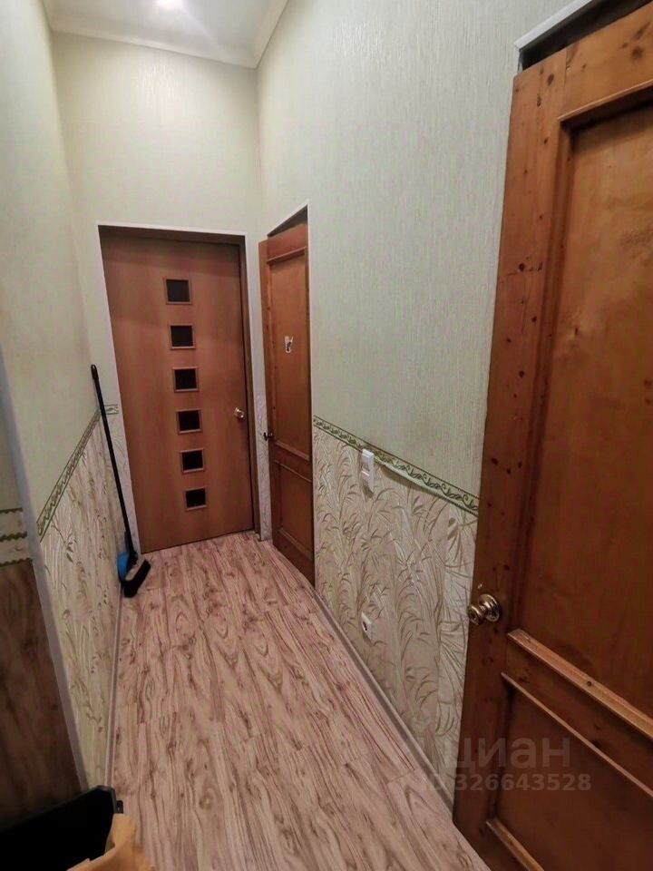 Продажа 3-комн квартиры на вторичном рынке Волхов, улица Пирогова, 1