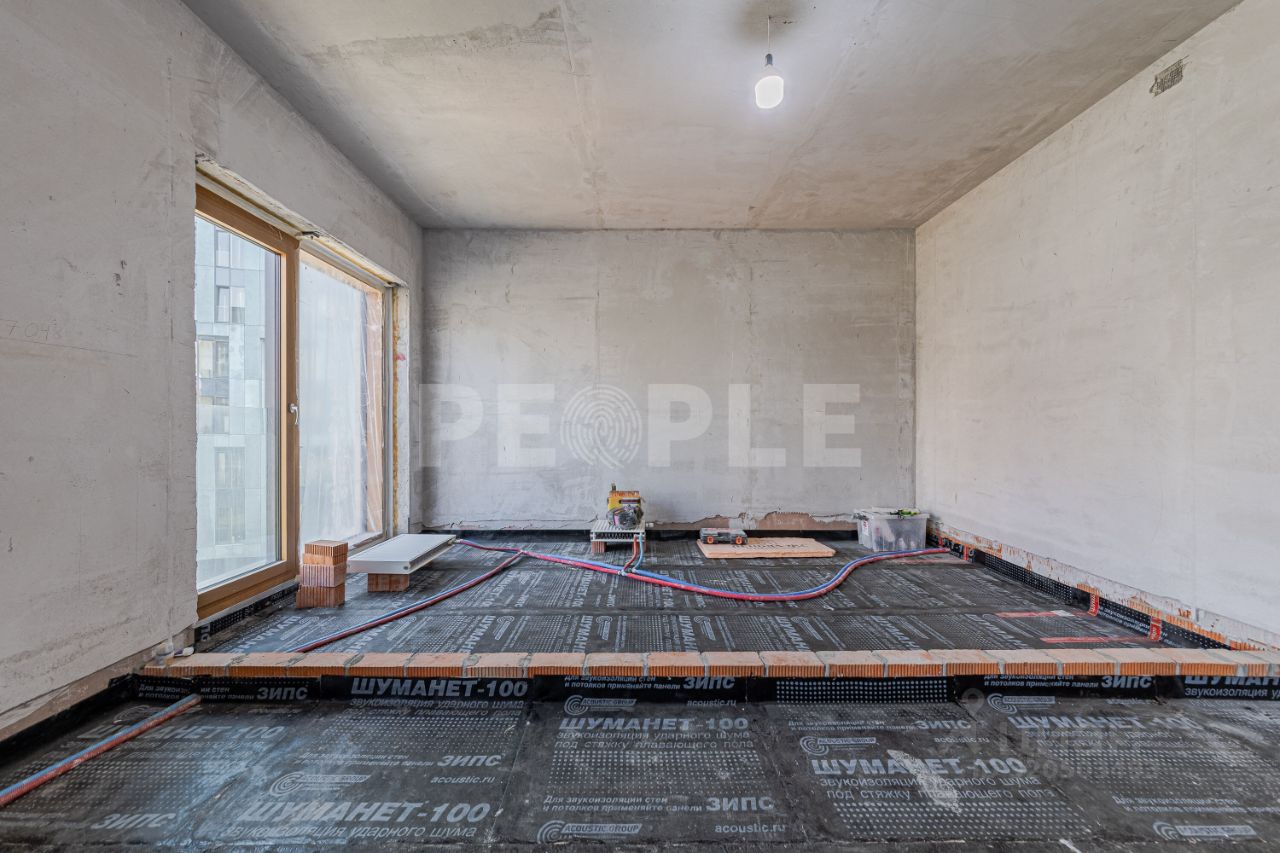 Продажа 4-комн квартиры на вторичном рынке улица Усачева, 13