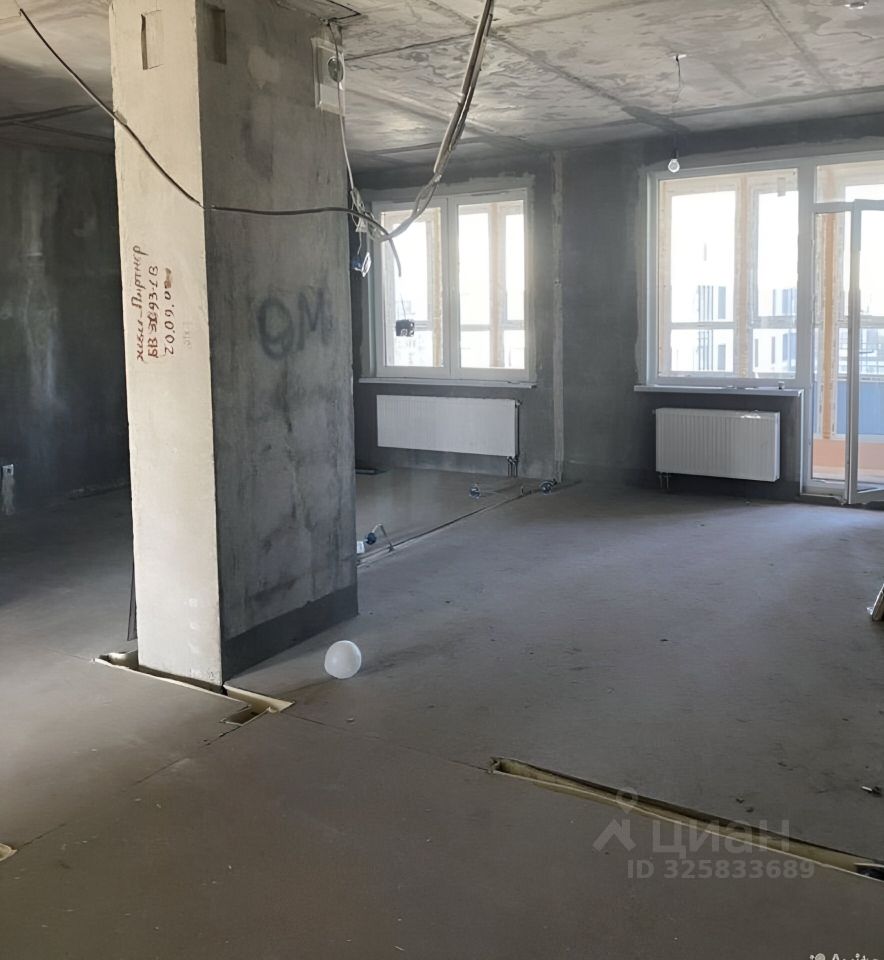 Продажа 3-комн квартиры на вторичном рынке набережная Дудергофского канала, 4к1