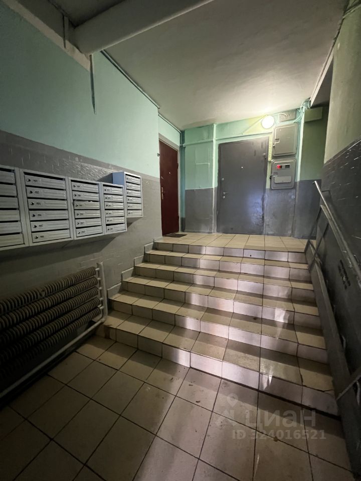 Продажа 3-комн квартиры на вторичном рынке улица Старый Гай, 6