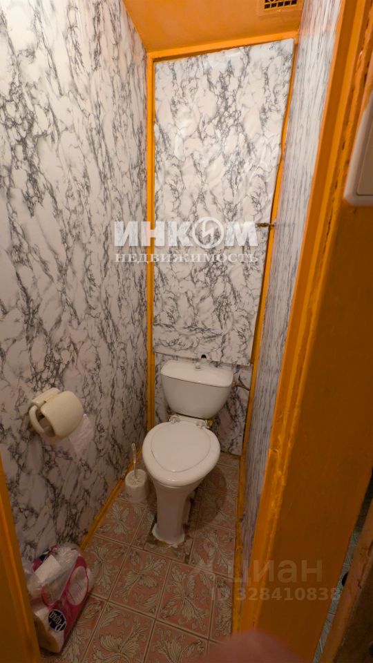 Продажа 2-комн квартиры на вторичном рынке улица Бутлерова,  д. 24