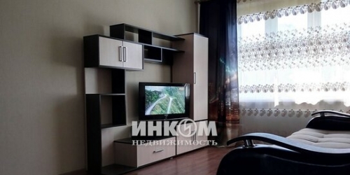 2-комн квартира Холмогорская улица,  д. 8