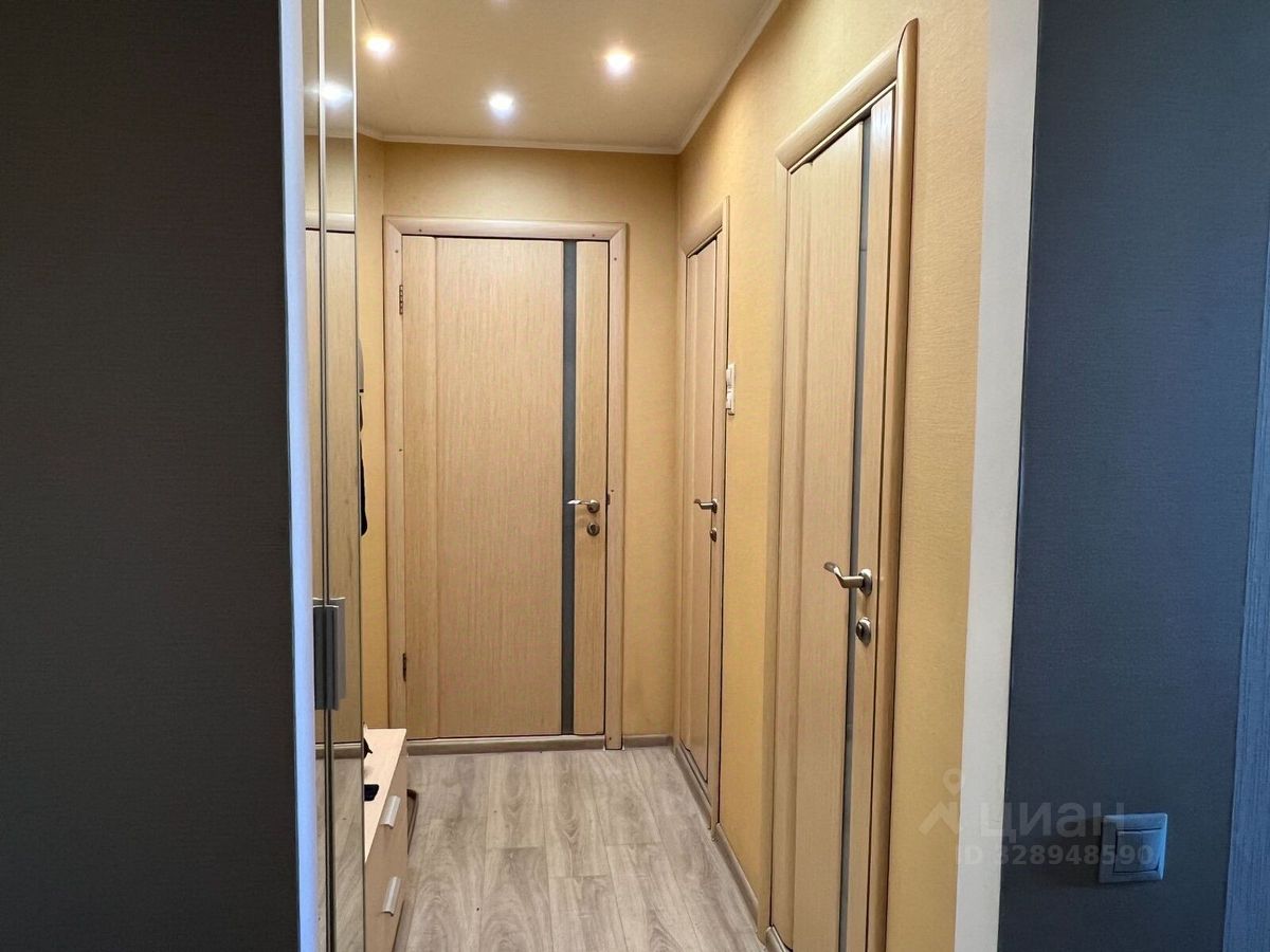 Продажа 3-комн квартиры на вторичном рынке Купчинская улица, 30К1