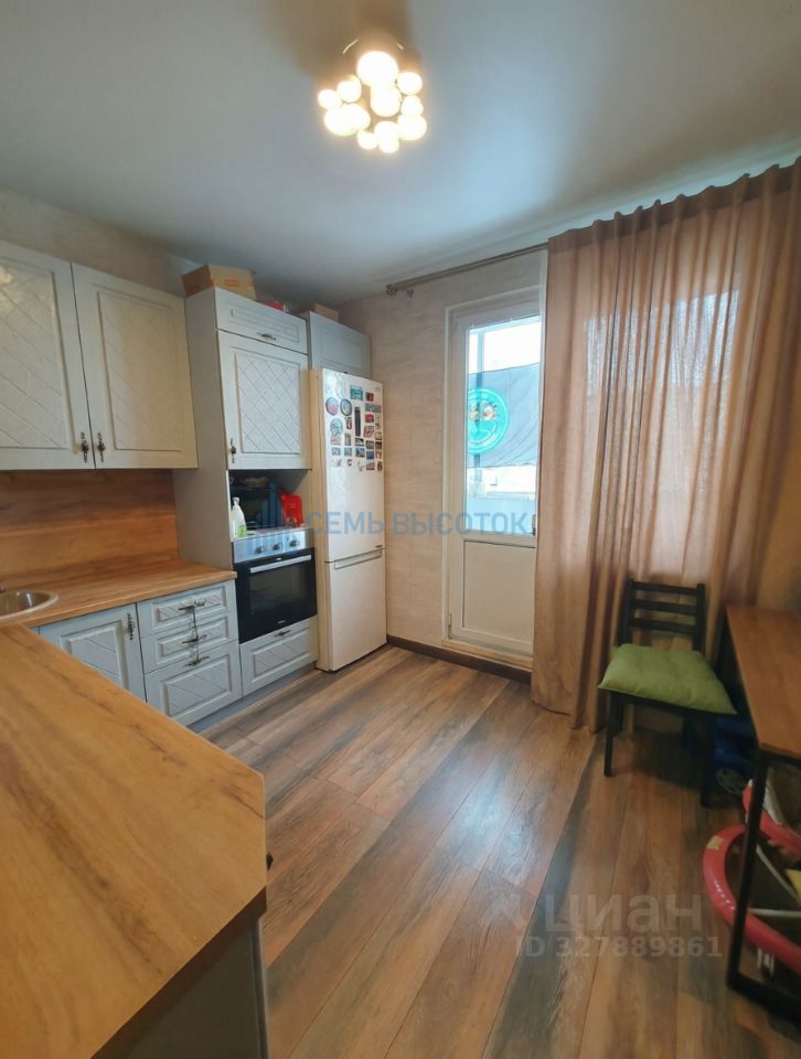 Продажа 2-комн квартиры на вторичном рынке Южный мкр, улица Курыжова, 17к1