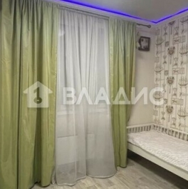 Продажа 4-комн квартиры на вторичном рынке ул Авиаторов,  д. 5,  к. 6