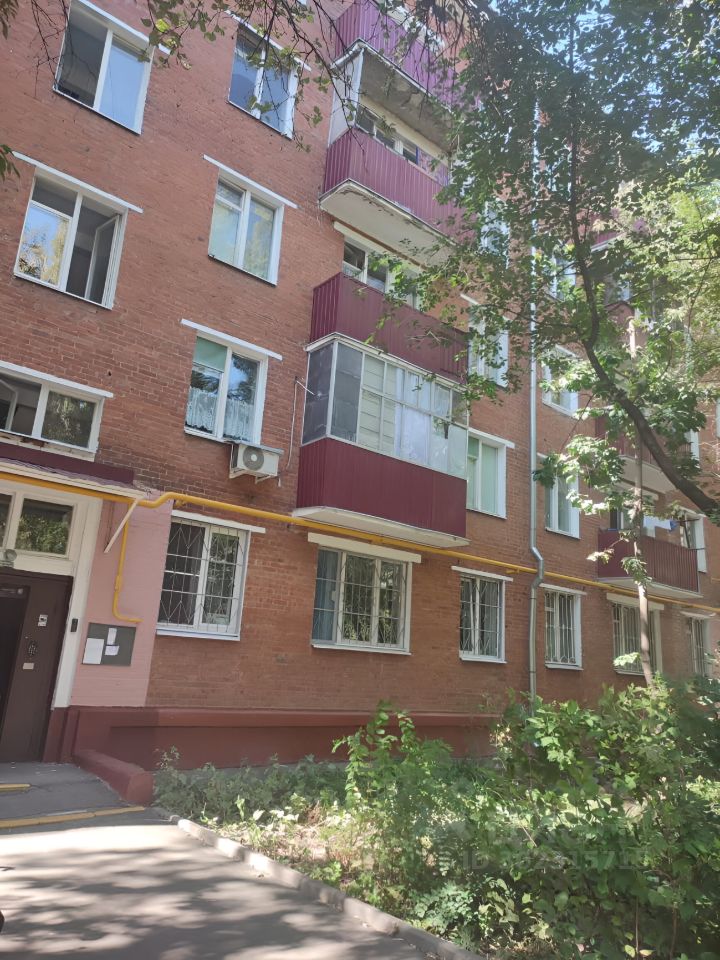 Продажа 3-комн квартиры на вторичном рынке Вяземская улица, 3К2