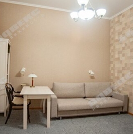 Продажа 3-комн квартиры на вторичном рынке Зверинская улица,  д. 42