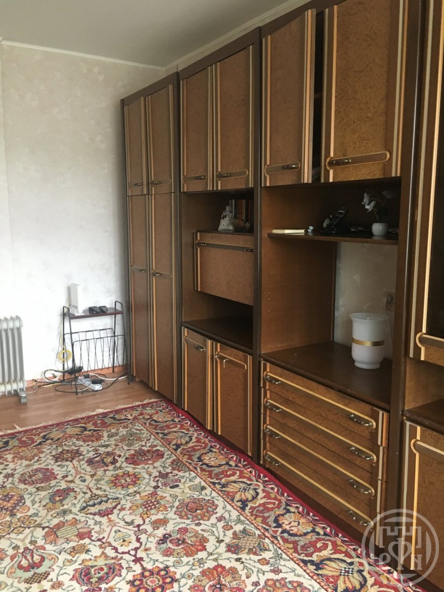 Аренда 2-комн квартиры на вторичном рынке Красное Село г., Красное Село г.,  д. 2