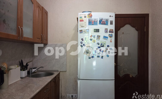 Продажа 1-комн квартиры на вторичном рынке Рощинская 2-я ул,  д. 11