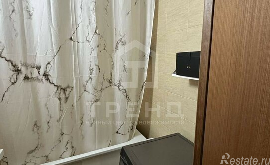 Продажа 1-комн квартиры на вторичном рынке улица Маршала Казакова,  д. 70 к1 с1