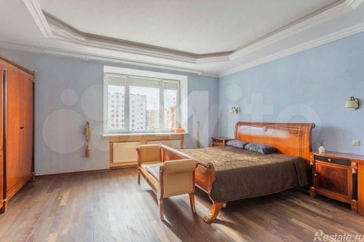 Продажа 5-комн квартиры на вторичном рынке Столярный переулок,  д. 2