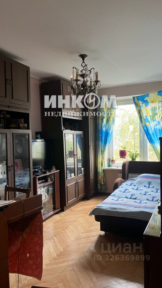 Продажа 2-комн квартиры на вторичном рынке Ферганская улица, 11К2