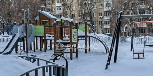 2-комн квартира Рощинский 4-й проезд,  д. 16