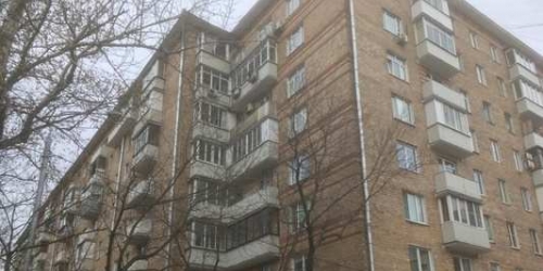 2-комн квартира Бажова ул,  д. 4