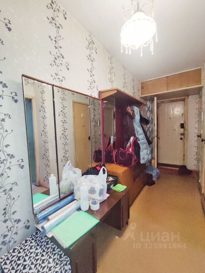 Продажа 2-комн квартиры на вторичном рынке улица Димитрова, 15К2