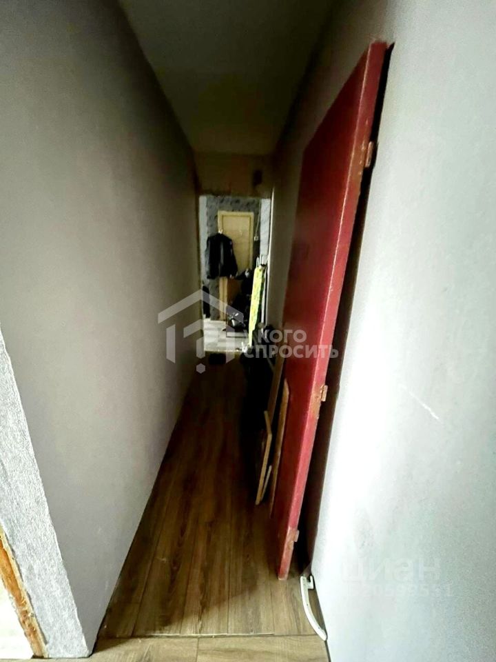 Продажа 2-комн квартиры на вторичном рынке пос. Стрельна, улица Гоголя, 6