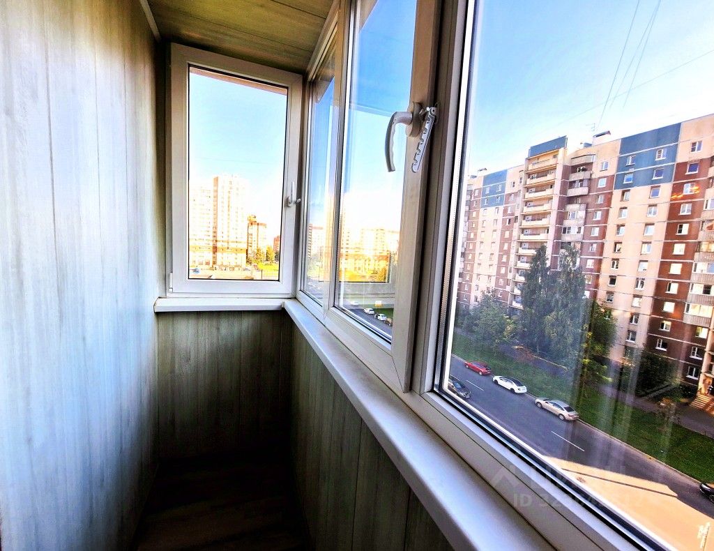 Продажа 3-комн квартиры на вторичном рынке Камышовая улица, 3К1