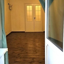 Продажа 2-комн квартиры на вторичном рынке ул Климашкина,  д. 10