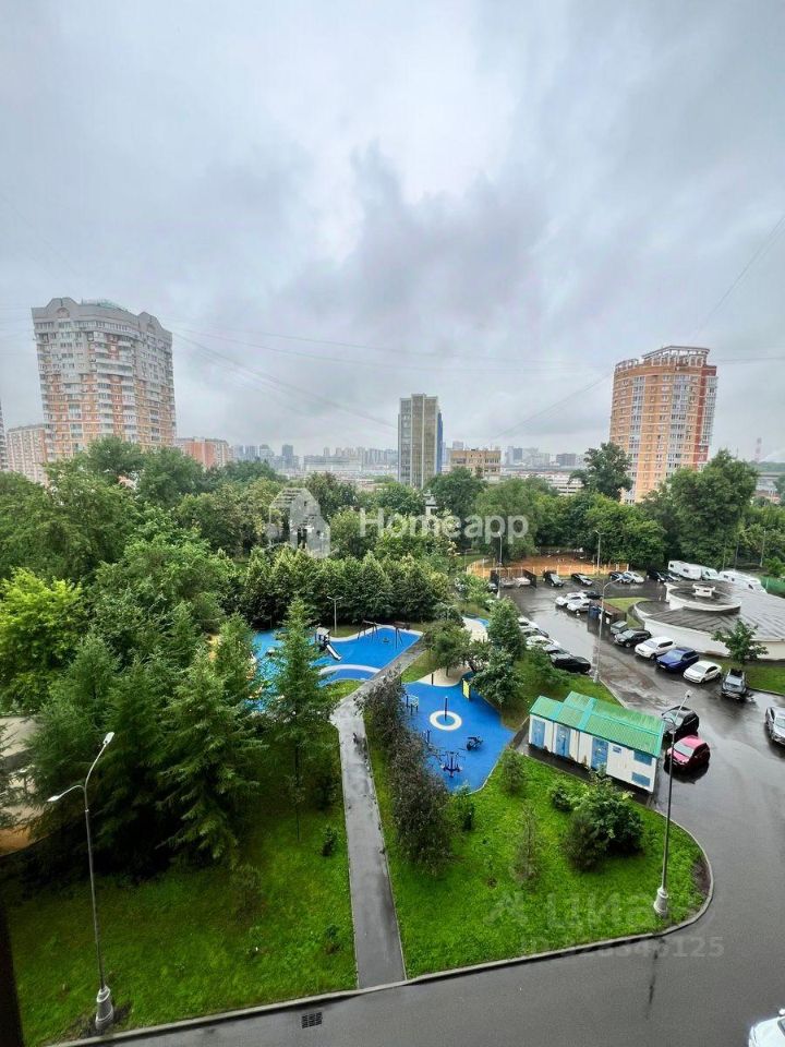 Продажа 3-комн квартиры на вторичном рынке Нижегородская улица, 17