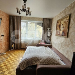 Продажа 3-комн квартиры на вторичном рынке Красный Октябрь, улица Кирова,  д. 1