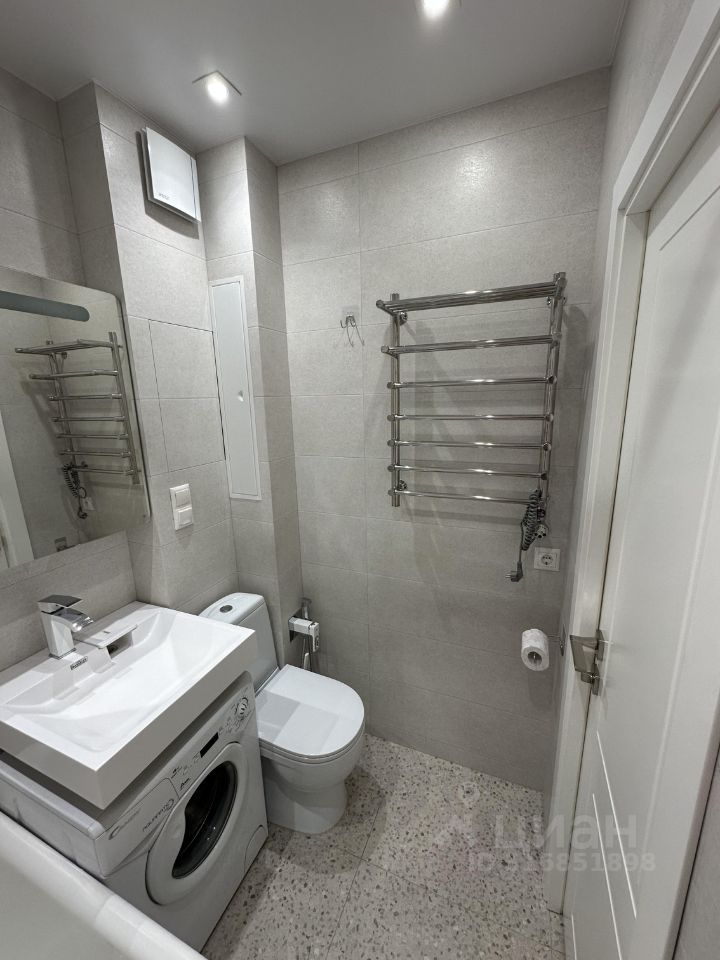 Продажа 1-комн квартиры на вторичном рынке Апрелевка, улица Комсомольская, 8