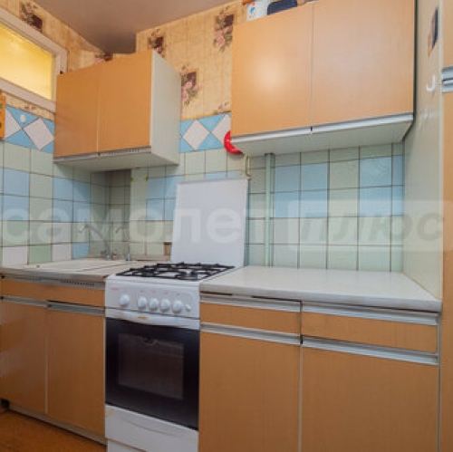 3-комн квартира Наро-Фоминск г, Латышская ул,  д. 21