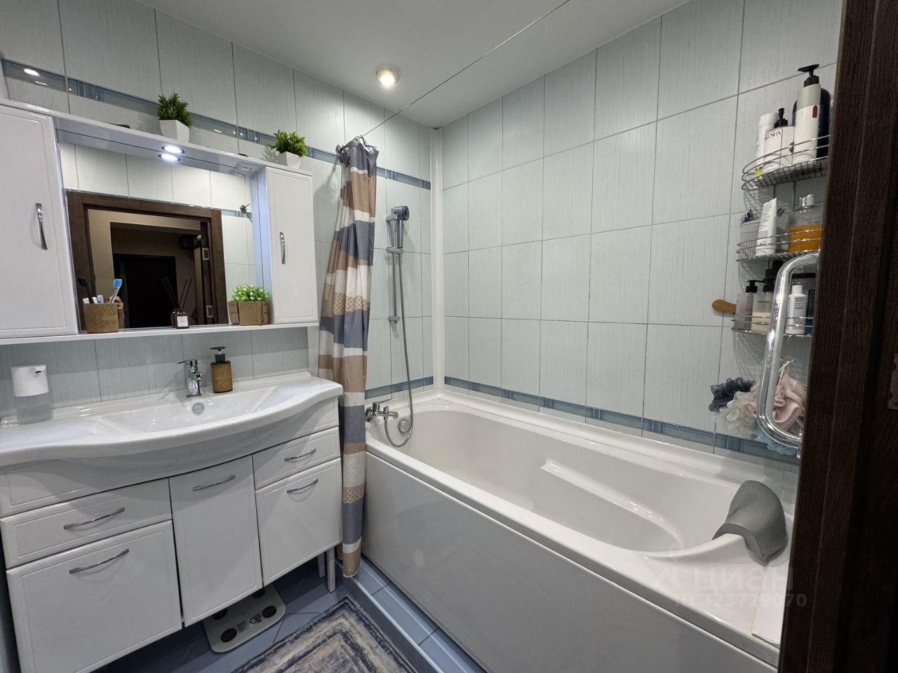 Продажа 2-комн квартиры на вторичном рынке улица Берзарина, 23