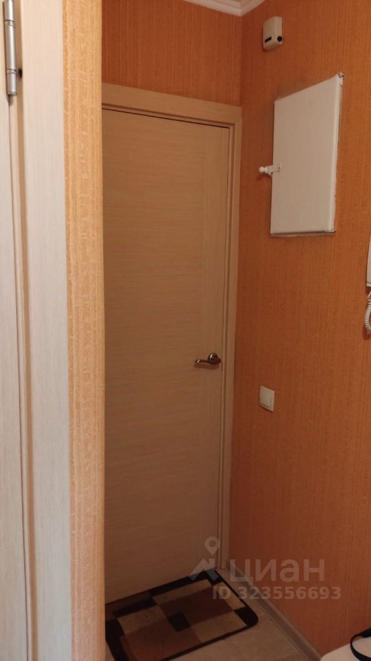 Продажа 2-комн квартиры на вторичном рынке Петергоф, Мастеровой переулок, 6