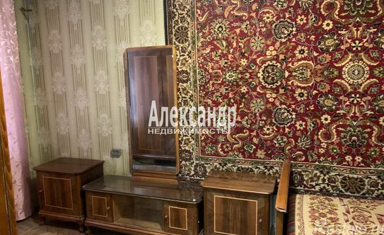 Продажа 2-комн квартиры на вторичном рынке Металлистов пр-кт,  д. 18