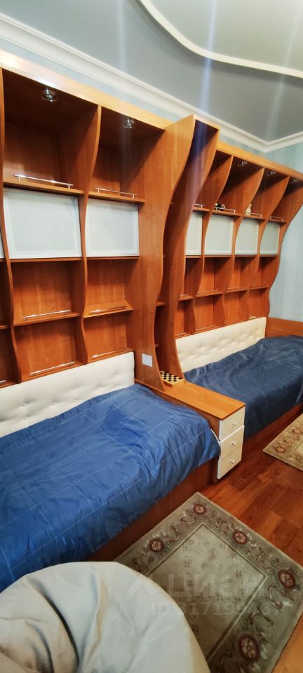 Продажа 4-комн квартиры на вторичном рынке Новая Басманная улица, 31С3