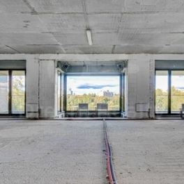 Продажа 4-комн квартиры на вторичном рынке Минская улица,  д. 2В к5