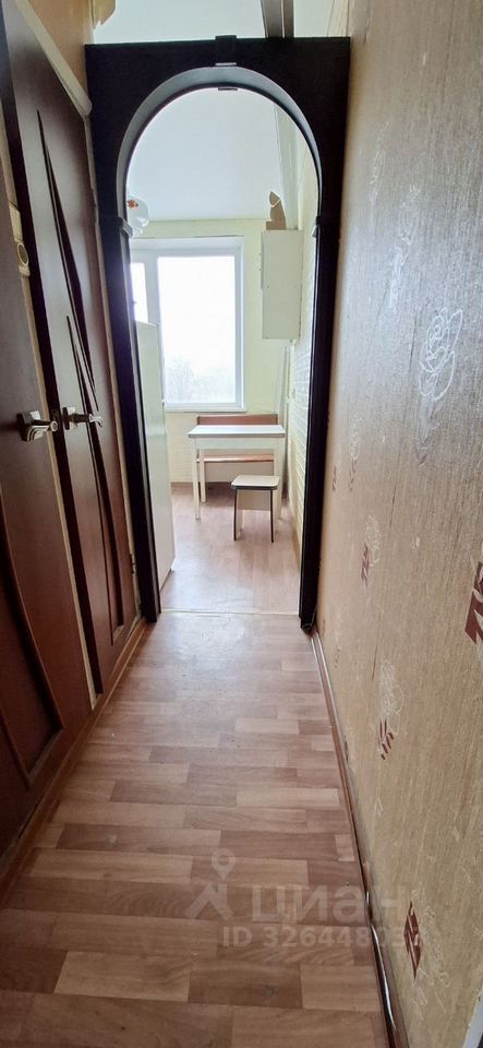 Аренда 2-комн квартиры на вторичном рынке проезд Дежнева,  д. 2А