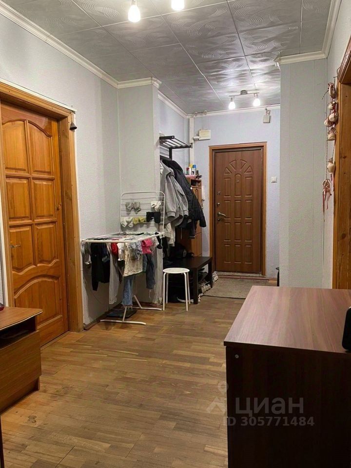 Продажа 4-комн квартиры на вторичном рынке Южнобутовская улица, 25