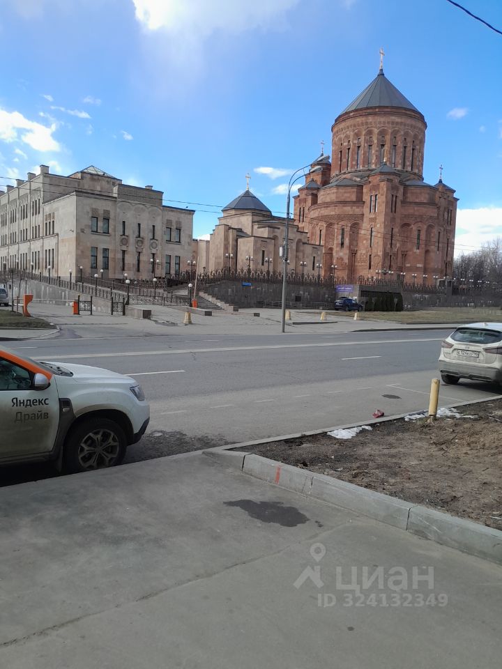 Продажа 3-комн квартиры на вторичном рынке Олимпийский проспект, 22