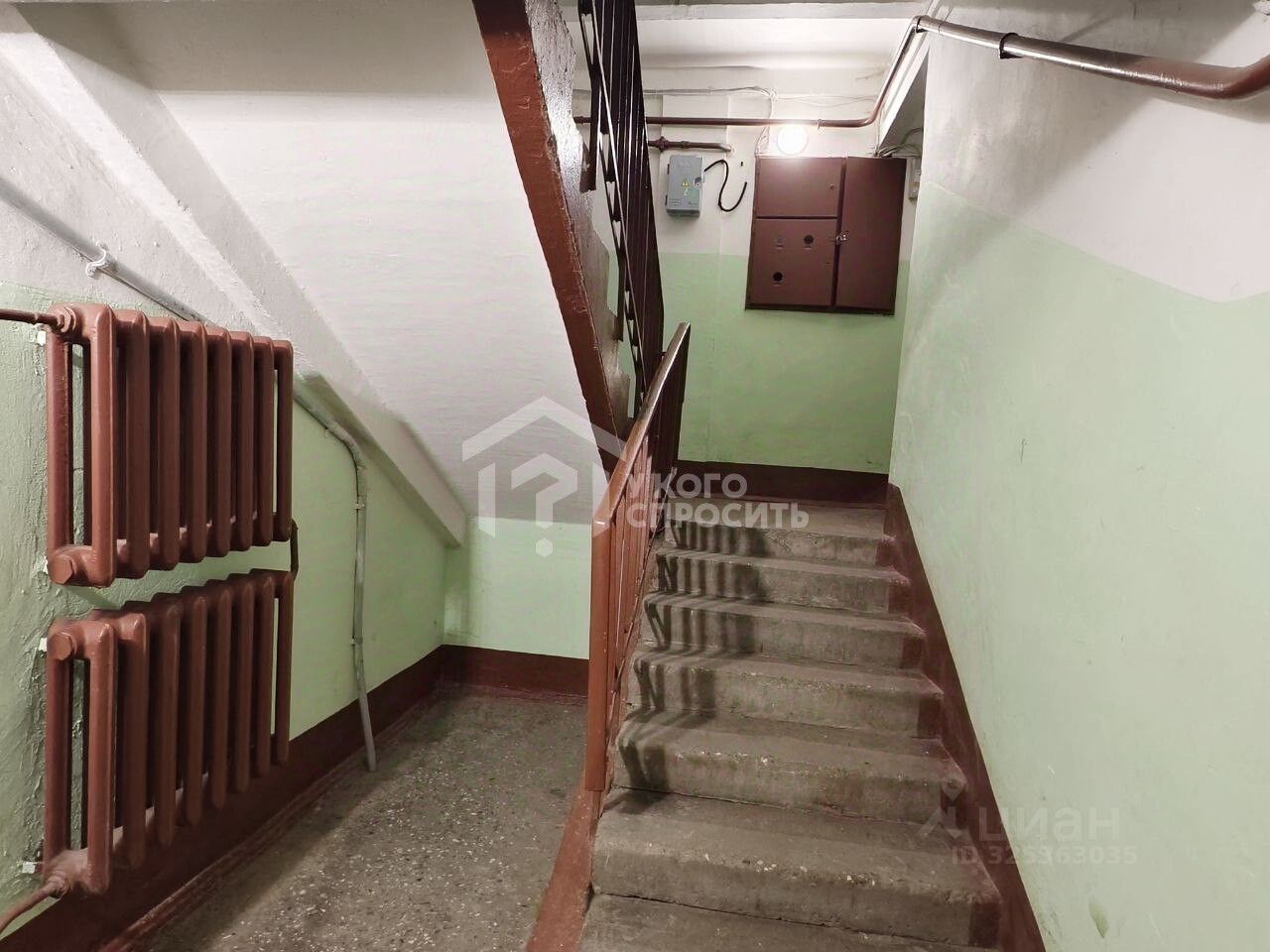 Продажа 3-комн квартиры на вторичном рынке Петергоф, Константиновская улица, 23/13