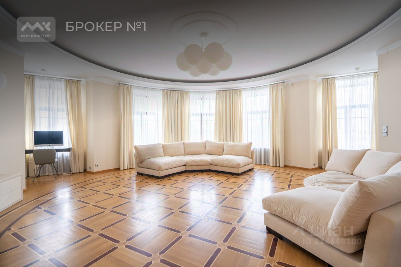 Продажа 5-комн квартиры на вторичном рынке улица Блохина, 2/77